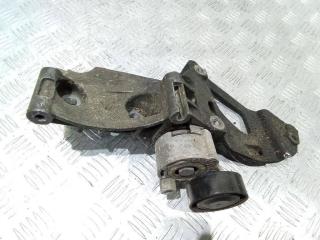 кронштейн генератора Renault Megane 2 поколение 2004, 1.5 л., дизель, МКПП, 8200072727