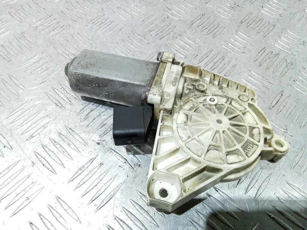 моторчик стеклоподъемника передний правый Mercedes-Benz E-Класс W213/S213/C238/A238 2017, A55383110, 0536010604 - фото №1