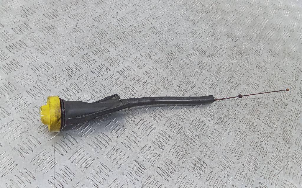 щуп двигателя Renault Megane 3 поколение 2009, 1.5 л., дизель, МКПП - фото №1