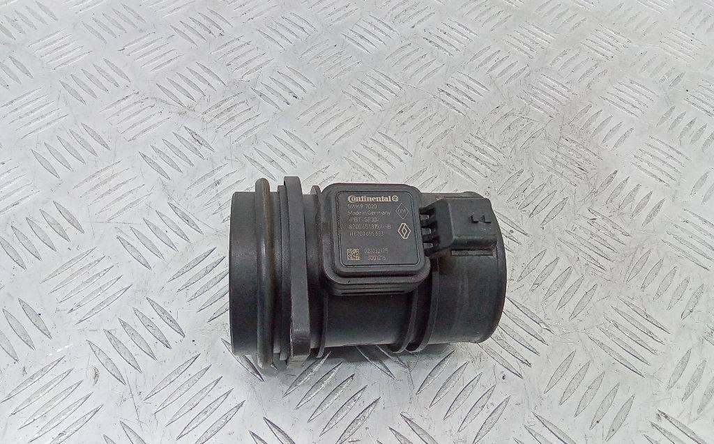 расходомер воздуха Renault Duster 1 поколение 2011, 8200655623 - фото №1