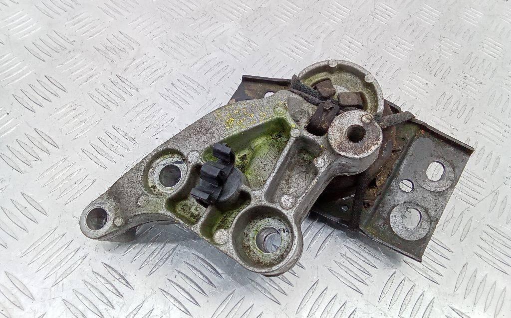 подушка крепления КПП Renault Laguna 3 поколение 2007, 112100004R - фото №1