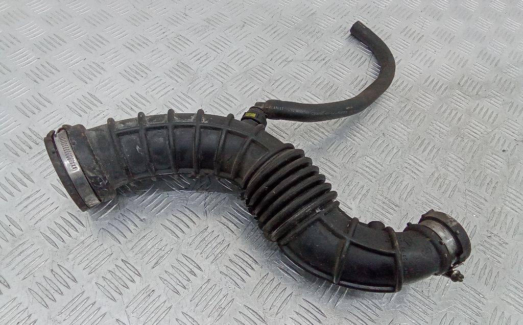 патрубок воздушного фильтра Renault Megane 3 поколение 2010, 1.5 л., дизель, МКПП, 8200750731 - фото №1