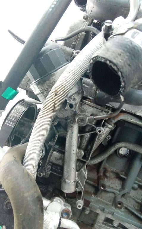 корпус масляного фильтра Suzuki Swift 4 поколение 2012, 1.3 л., дизель, МКПП, 55238286 - фото №1