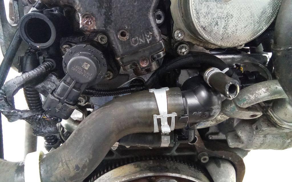 корпус термостата Suzuki Swift 4 поколение 2012, 1.3 л., дизель, МКПП - фото №1