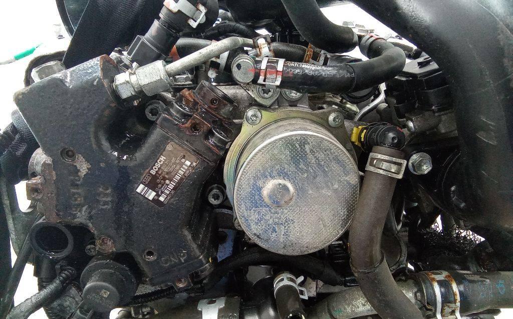 насос вакуумный Suzuki Swift 4 поколение 2012, 1.3 л., дизель, МКПП - фото №1