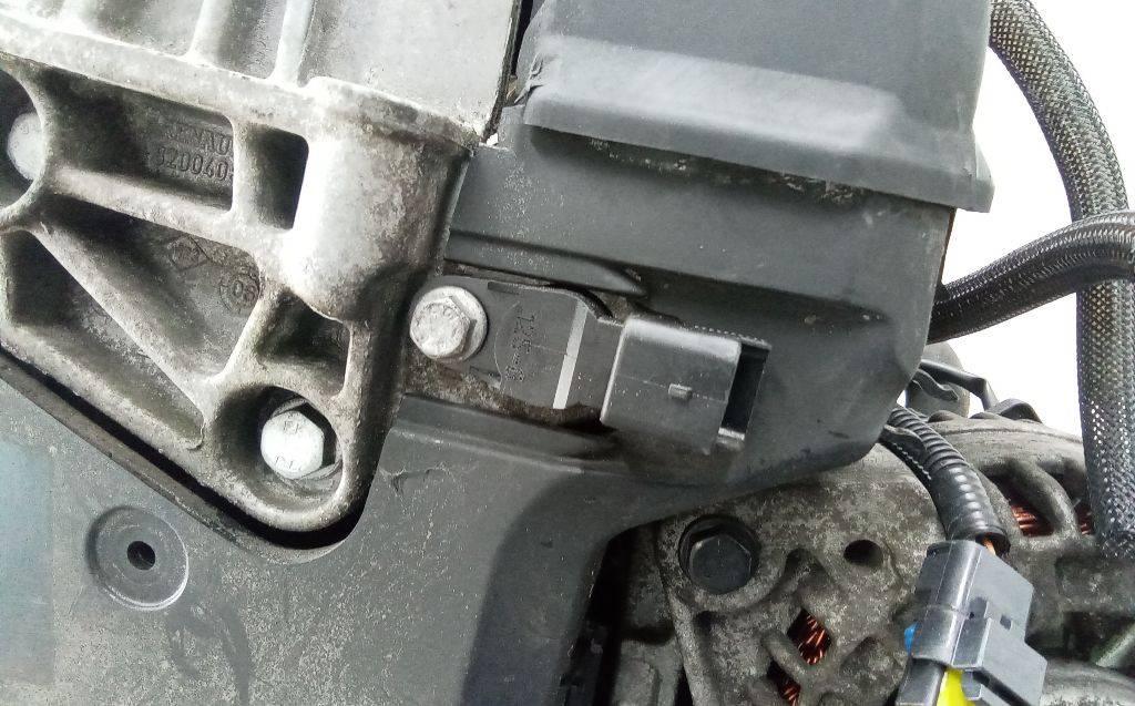 датчик распредвала Renault Clio 3 поколение 2006, 1.5 л., дизель, МКПП, 8200033686 - фото №1