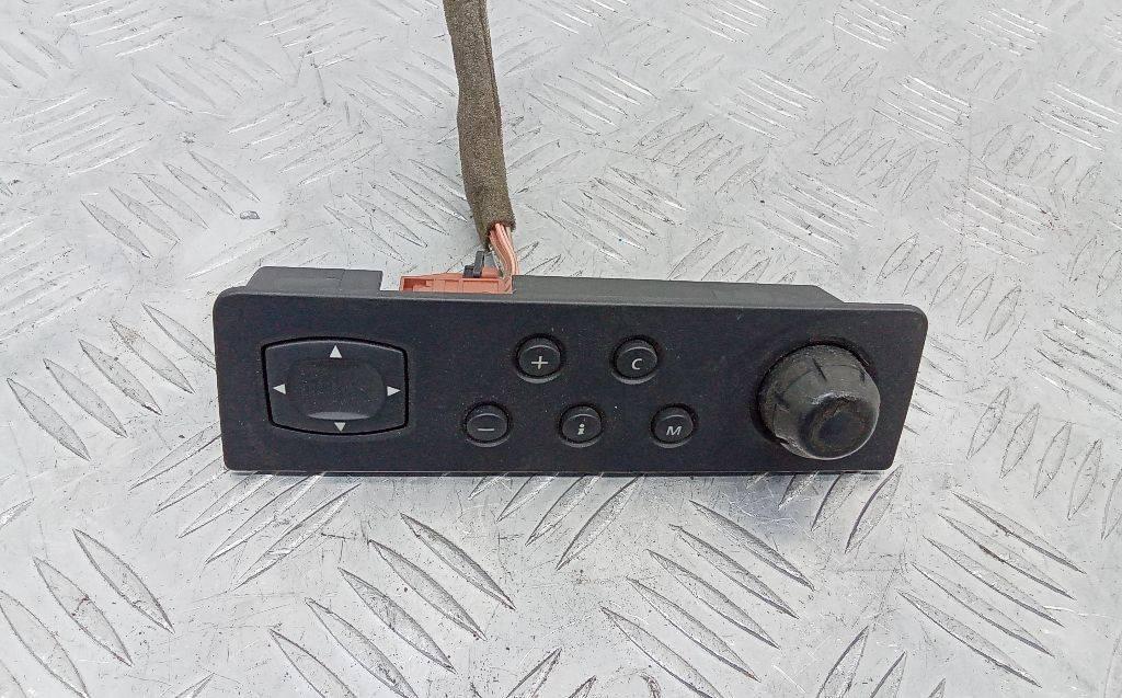 кнопка (выключатель) Renault Scenic 2 поколение 2003, 8200107974 - фото №1