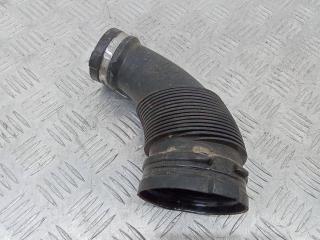 патрубок воздушного фильтра Audi A4 B9 2015, 04L129661