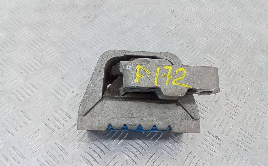 подушка крепления двигателя Volkswagen Passat B6 2005, 1K0199262 - фото №1