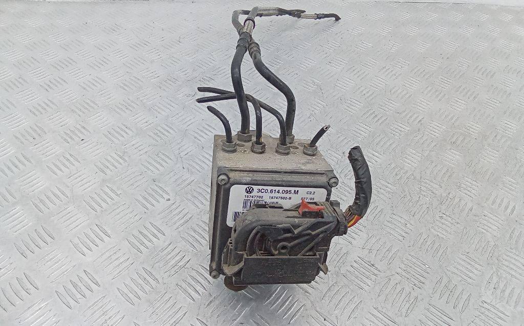 блок ABS Volkswagen Passat B6 2005, 3C0614095 - фото №1