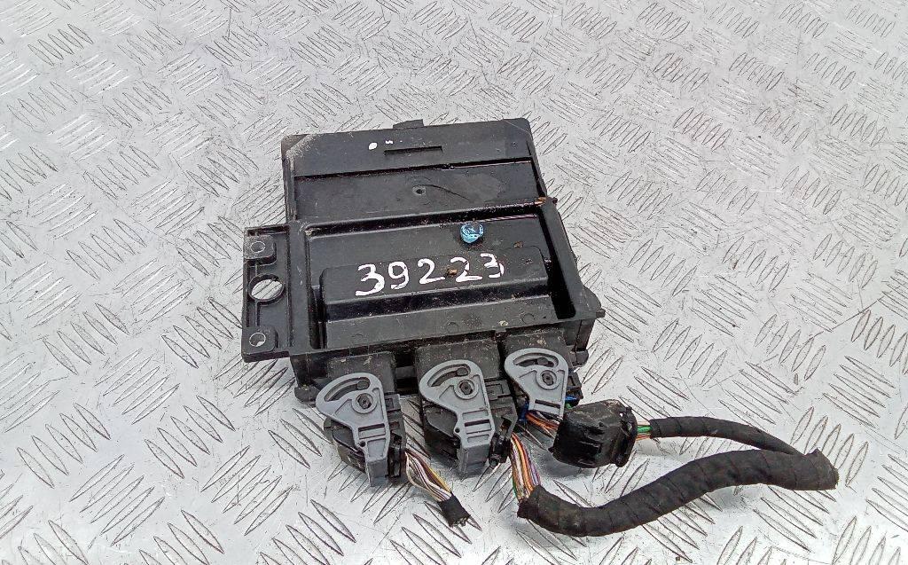 блок управления двигателем Renault Modus 2 поколение 2008, 1.5 л., дизель, МКПП, 8200911560 - фото №1