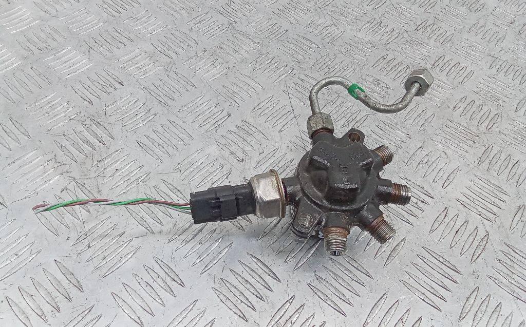 топливная рампа Renault Modus 2 поколение 2008, 1.5 л., дизель, МКПП, 8200584034 - фото №1