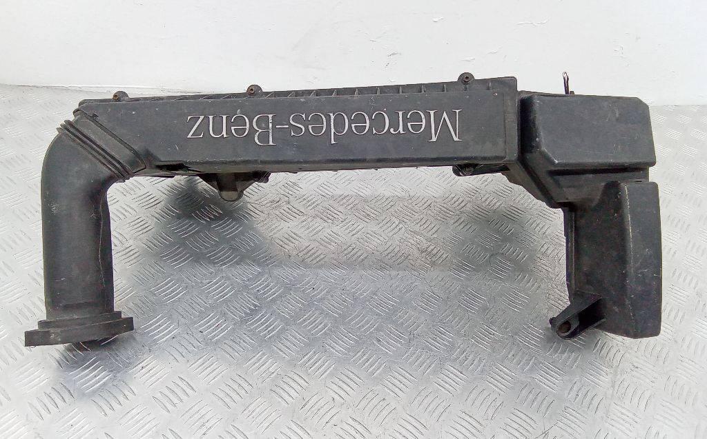 корпус воздушного фильтра Mercedes-Benz C-Класс W203/S203/CL203 2002 - фото №1