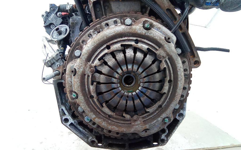 комплект сцепления Renault Clio 3 поколение 2008, 1.5 л., дизель, МКПП, 8200335084 - фото №1