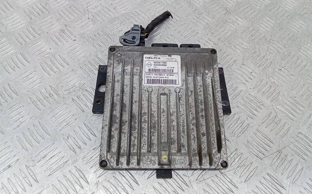 блок управления двигателем Renault Clio 3 поколение 2007, 1.5 л., дизель, МКПП, 8200911560 - фото №1