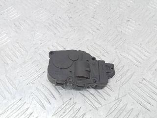 моторчик заслонки печки Audi A4 B9 2015, K9749007