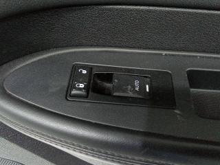 кнопка стеклоподъемника двери Chrysler 300C 1 поколение 2008