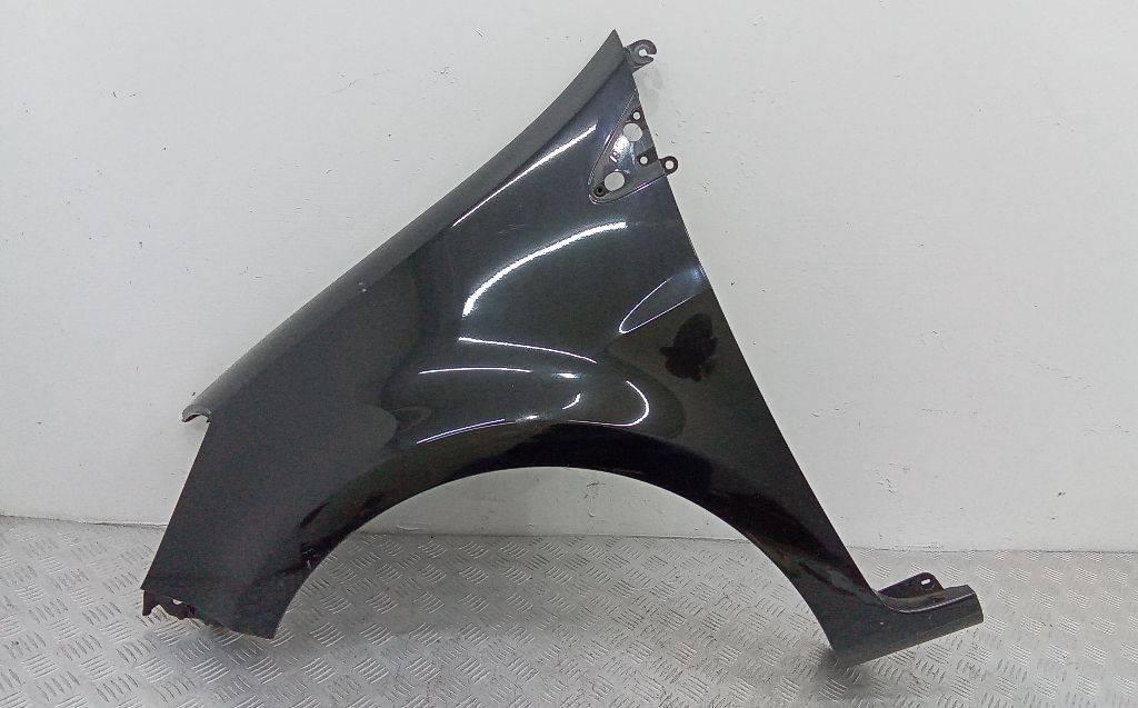 крыло переднее левое Renault Clio 3 поколение 2008, 8200325170 - фото №1