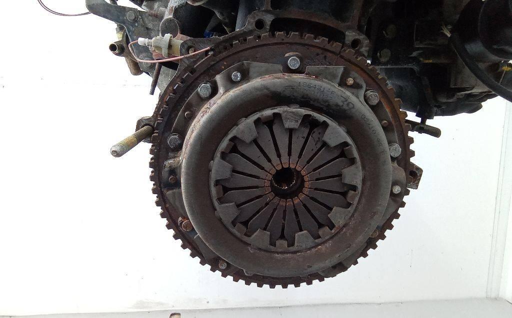 комплект сцепления Renault Clio 2 поколение 1998, 1.4 л., бензин, МКПП, 7700102239 - фото №1