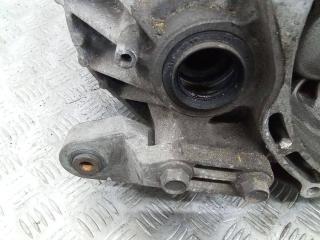 кронштейн КПП Mazda 6 GG 2003, 2.0 л., дизель, МКПП