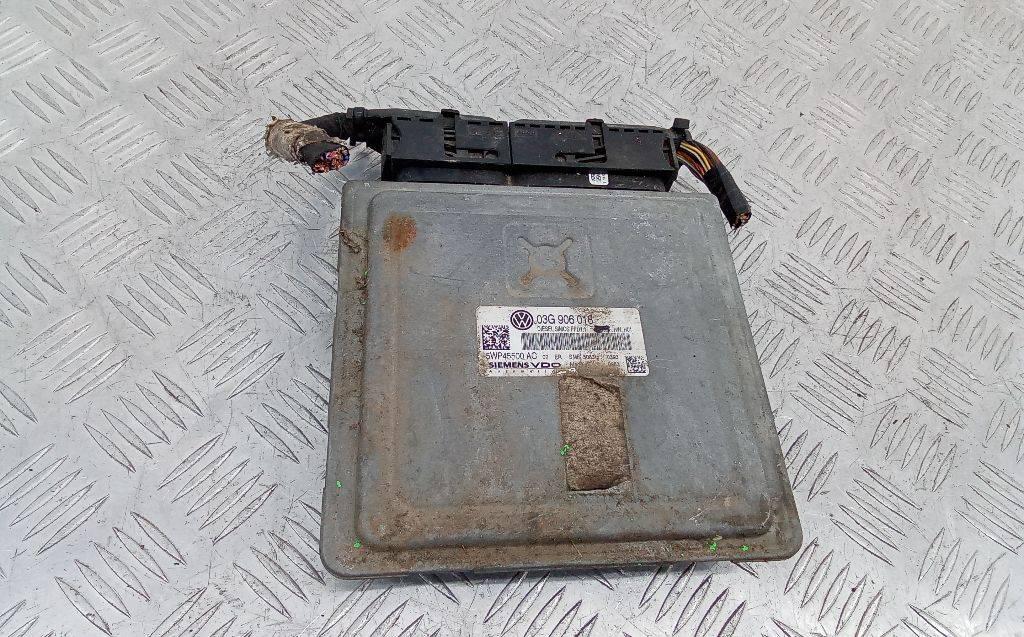 блок управления двигателем Volkswagen Passat B6 2005, 2.0 л., дизель, МКПП, 03G906018 - фото №1