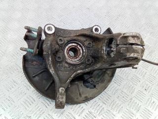 кулак поворотный правый Volkswagen Passat B6 2005, 2.0 л., дизель
