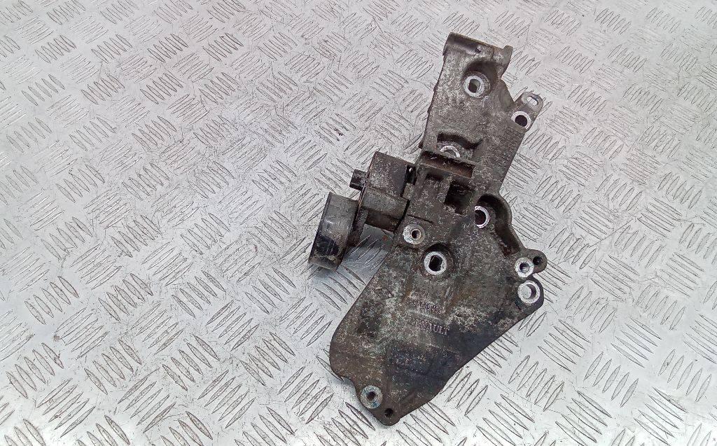 кронштейн генератора Renault Scenic 3 поколение 2010, 1.5 л., дизель, МКПП, 8200669495 - фото №1