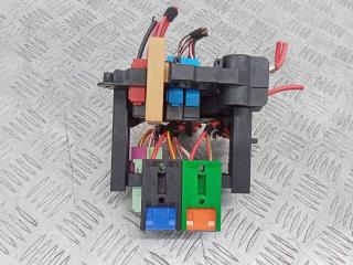 блок предохранителей Audi A4 B9 2015, 2.0 л., дизель, 8K1937503