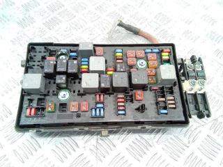 блок предохранителей Opel Insignia 1 поколение (A) 2010, 13222782