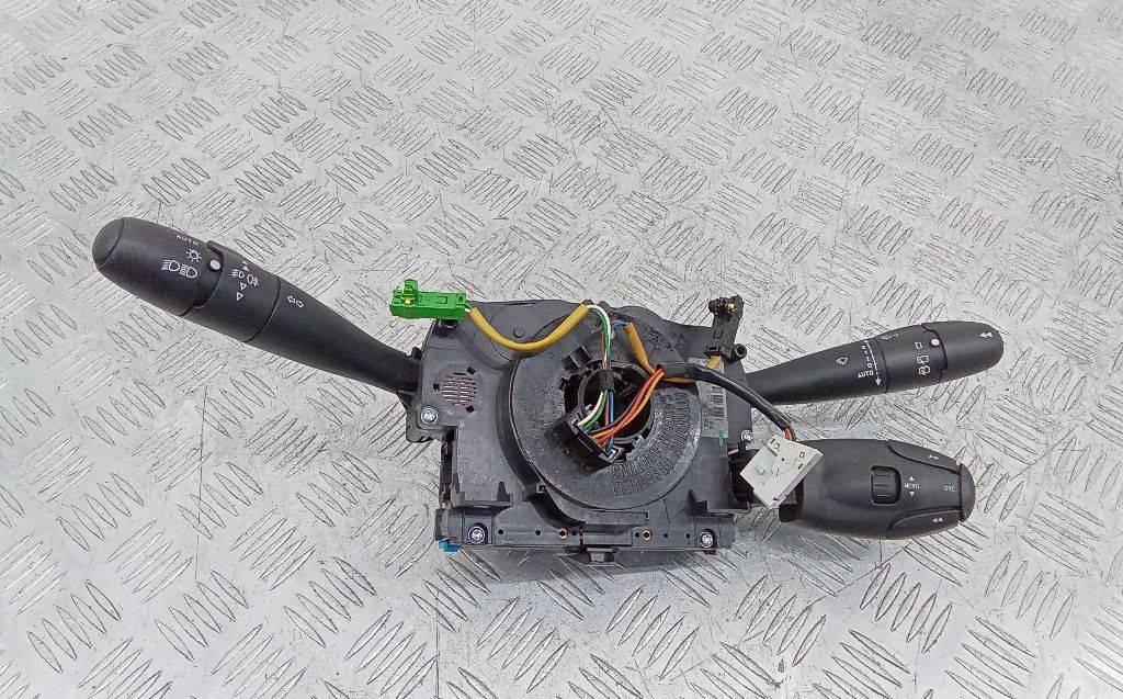 переключатель подрулевой (стрекоза) Peugeot 207 1 поколение 2008, 96630718XT - фото №1