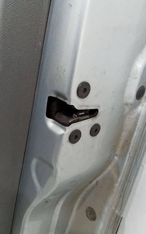 замок двери задней правой Renault Kangoo 2 поколение 2010 - фото №1