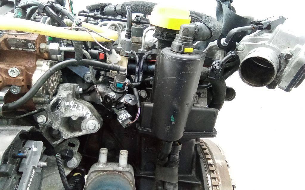 маслозаливная горловина Renault Megane 3 поколение 2011, 1.9 л., дизель, МКПП, 8200279414 - фото №1