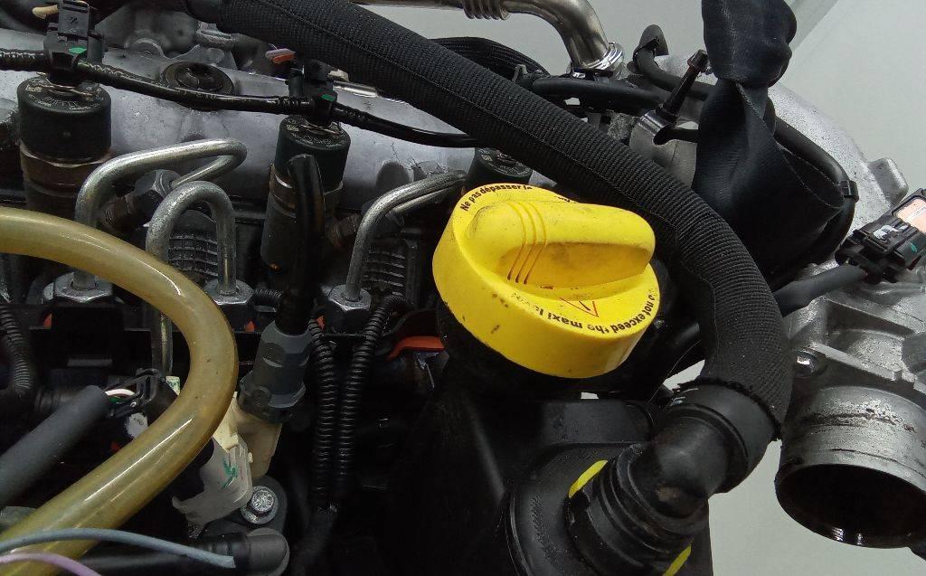 щуп двигателя Renault Megane 3 поколение 2011, 1.9 л., дизель, МКПП - фото №1