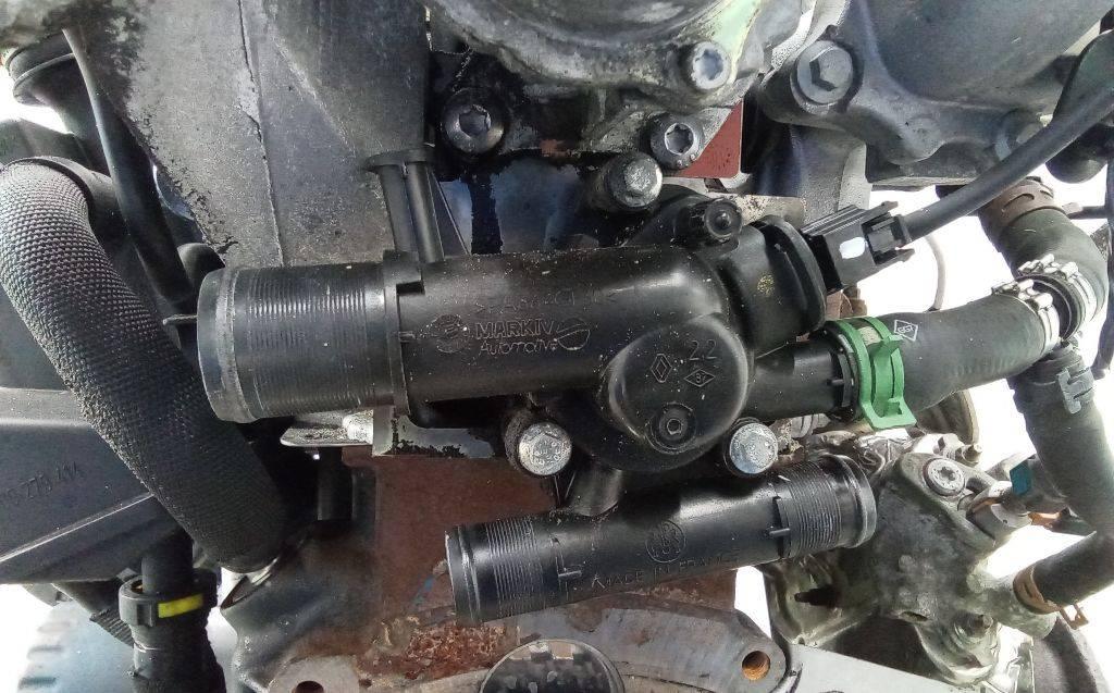 корпус термостата Renault Megane 3 поколение 2011, 1.9 л., дизель, МКПП - фото №1