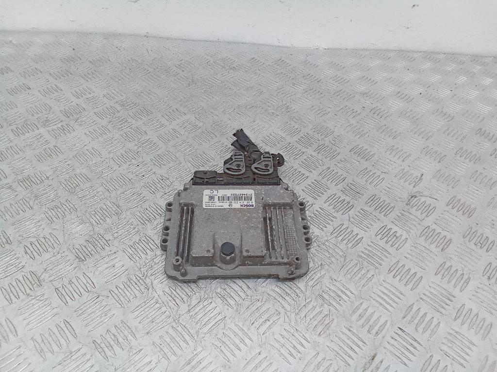 блок управления двигателем Suzuki SX4 1 поколение 2007, 1.6 л., дизель, 3392069K00 - фото №1