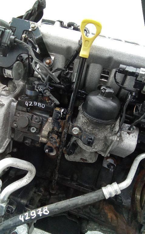 щуп двигателя Hyundai i30 FD 2008, 1.6 л., дизель, МКПП - фото №1