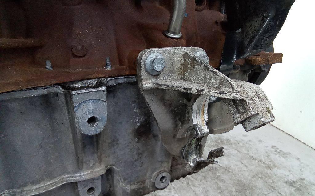 кронштейн полуоси Renault Megane 3 поколение 2008, 1.5 л., дизель, МКПП - фото №1