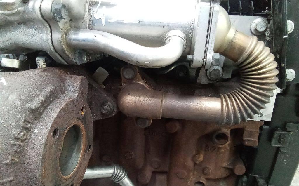 коллектор выпускной Renault Megane 3 поколение 2008, 1.5 л., дизель, МКПП - фото №1