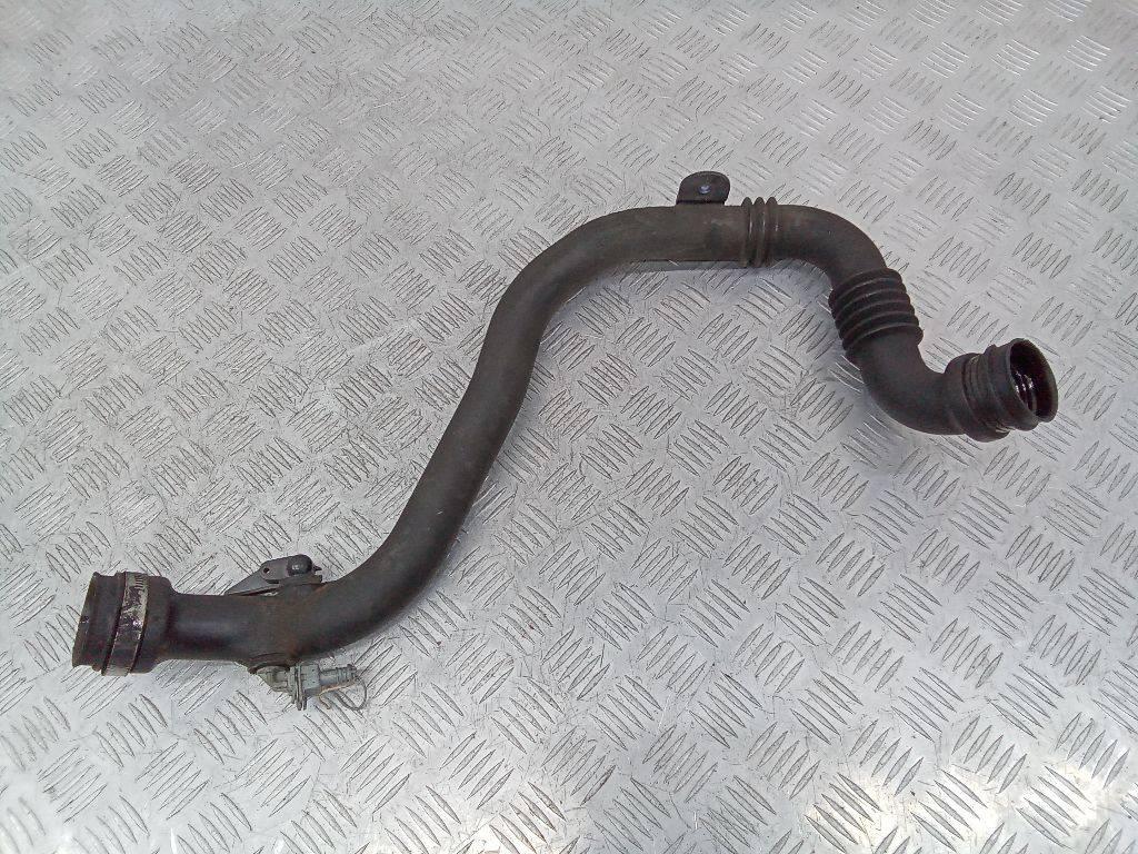 патрубок интеркулера Renault Modus 2 поколение 2011, 1.5 л., дизель, 8200527669 - фото №1