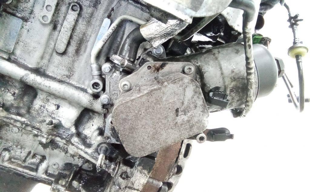 теплообменник масляного фильтра Citroen C4 Picasso 1 поколение 2008, 1.6 л., дизель, МКПП - фото №1