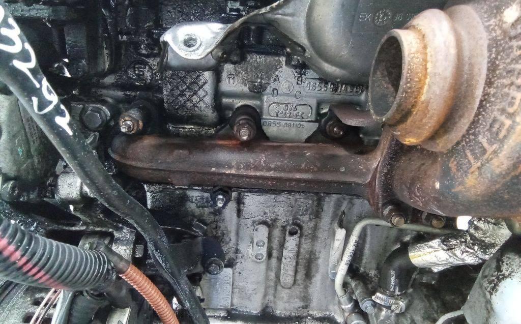 коллектор выпускной Citroen C4 Picasso 1 поколение 2008, 1.6 л., дизель, МКПП - фото №1