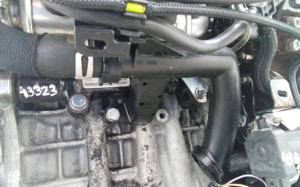 трубка охлаждающей жидкости Citroen C4 Picasso 1 поколение 2008, 1.6 л., дизель, МКПП - фото №1