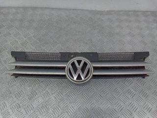 решетка радиатора Volkswagen Golf 4 поколение 1998, 1J0853655C
