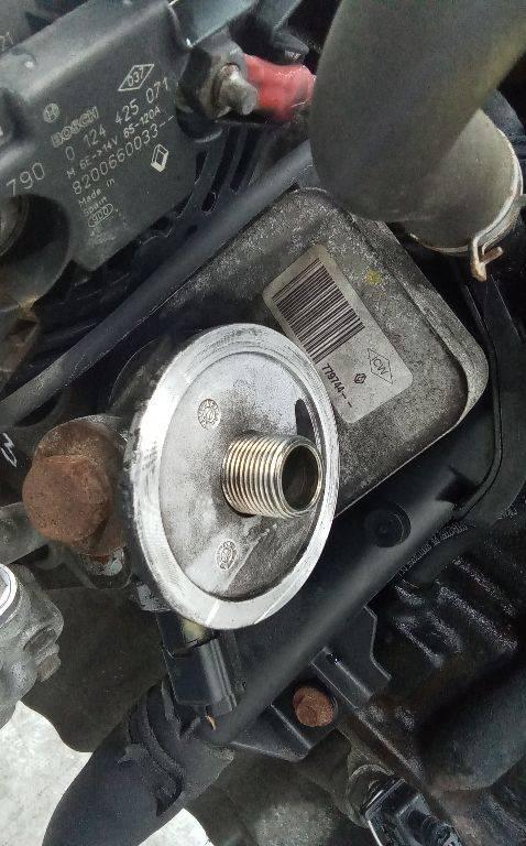 теплообменник масляного фильтра Renault Clio 3 поколение 2007, 1.5 л., дизель, МКПП, 779744 - фото №1