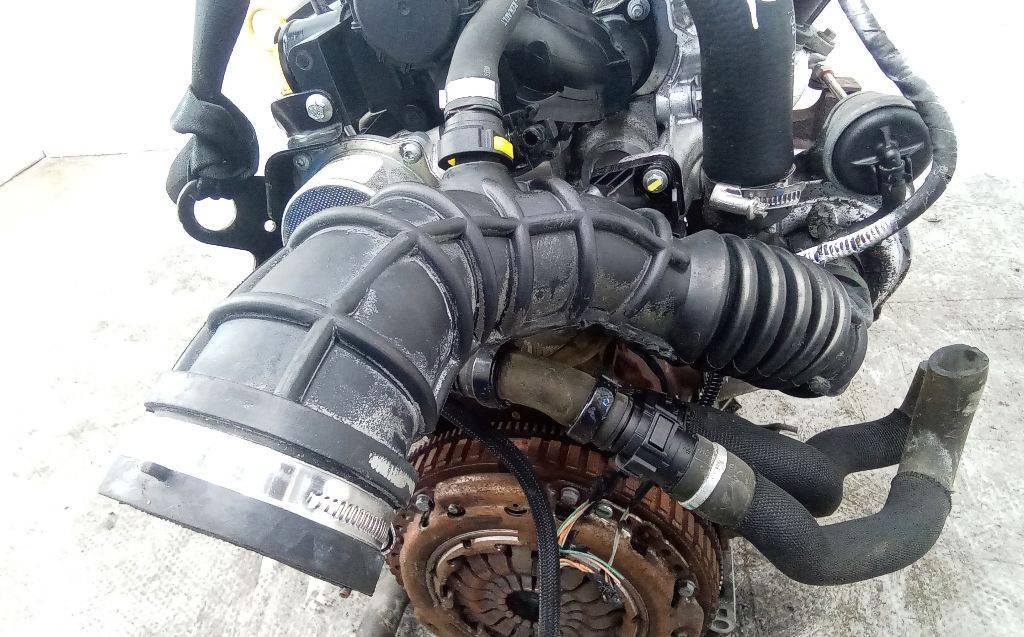 патрубок воздушного фильтра Renault Clio 3 поколение 2007, 1.5 л., дизель, МКПП - фото №1