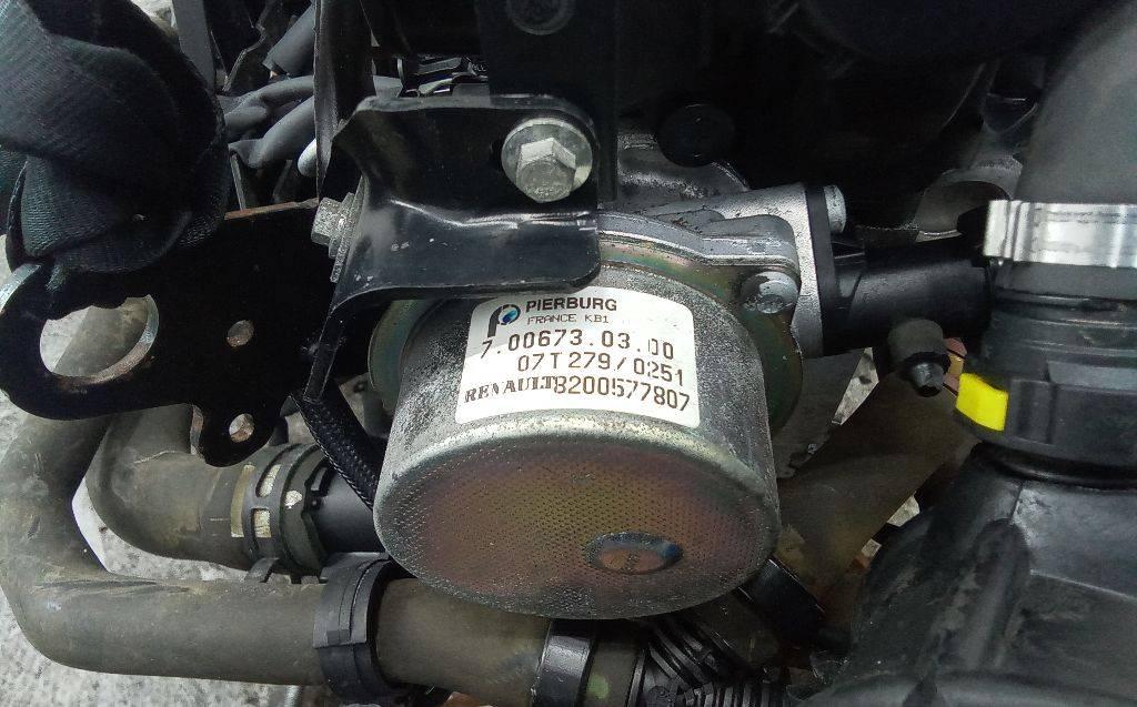насос вакуумный Renault Clio 3 поколение 2007, 1.5 л., дизель, МКПП, 8200577807 - фото №1