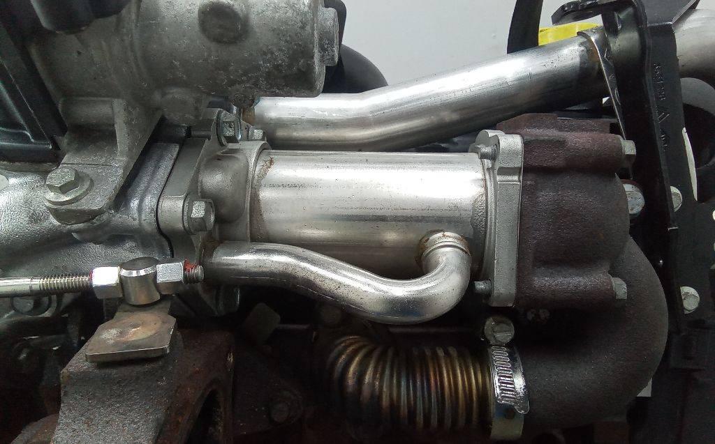 охладитель EGR / Радиатор EGR Renault Clio 3 поколение 2007, 1.5 л., дизель, МКПП, 8200729078 - фото №1