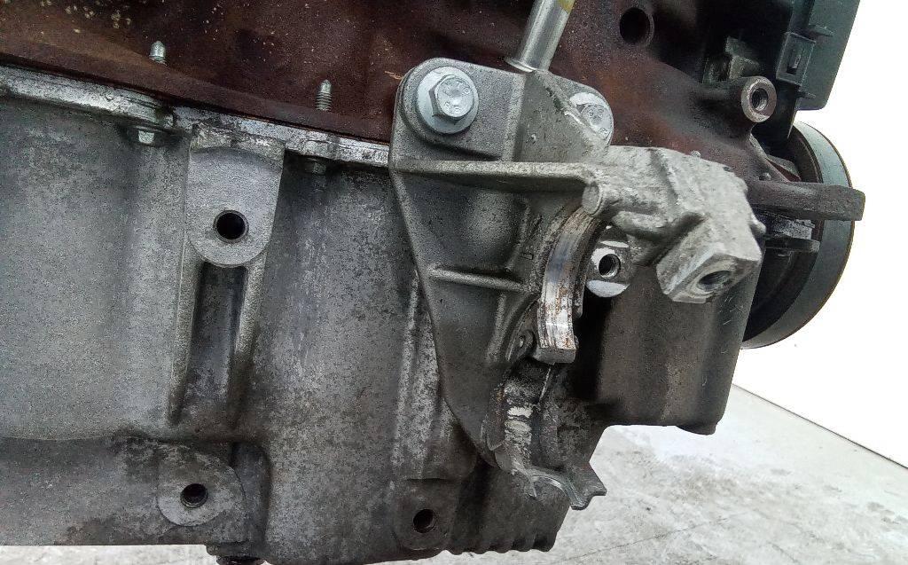 кронштейн полуоси Renault Clio 3 поколение 2007, 1.5 л., дизель, МКПП - фото №1