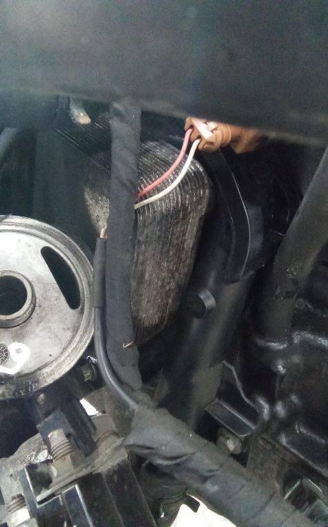 трубка охлаждающей жидкости Renault Clio 3 поколение 2007, 1.5 л., дизель, МКПП - фото №1