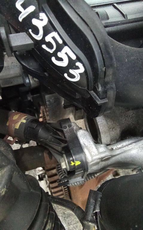 фланец (тройник) системы охлаждения Renault Clio 3 поколение 2007, 1.5 л., дизель, МКПП, 8200337841 - фото №1